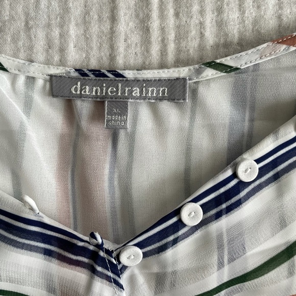 Daniel Rainn tank top XL - Picture 4 of 4